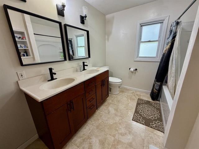 Builiding view twenty for 710 Broad, Chesaning, MI. 48616