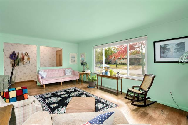 Builiding view eight for 14420 Vernon, Oak Park, MI. 48237