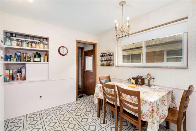 Builiding view fourteen for 14420 Vernon, Oak Park, MI. 48237