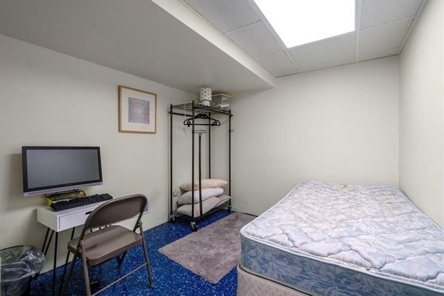 Builiding view thirty five for 14420 Vernon, Oak Park, MI. 48237