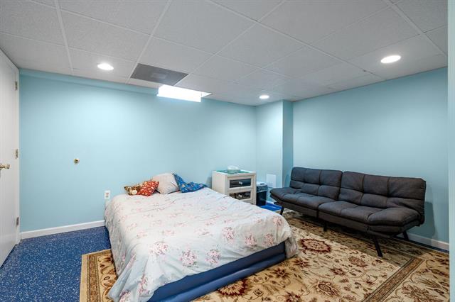 Builiding view thirty three for 14420 Vernon, Oak Park, MI. 48237