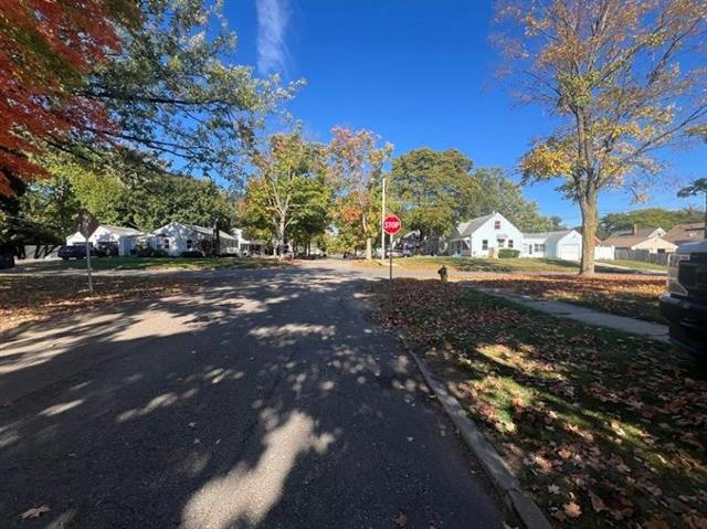 Builiding view eighteen for 2038 Copeman Boulevard, Flint, MI. 48504