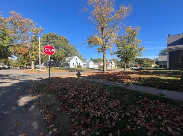 Builiding view nineteen for 2038 Copeman Boulevard, Flint, MI. 48504