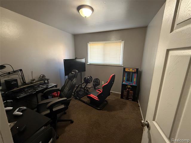 Builiding view eight for 4194 Algonquin, Detroit, MI. 48215