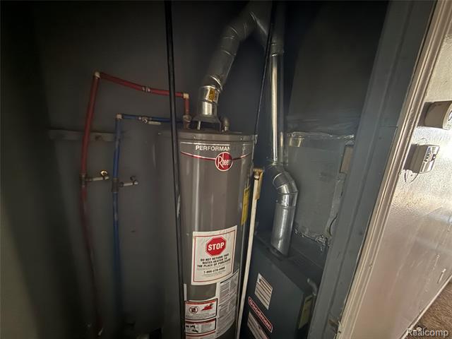 Builiding view twelve for 4194 Algonquin, Detroit, MI. 48215