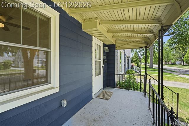 Builiding view one for 1920 Brockton, Royal Oak, MI. 48067