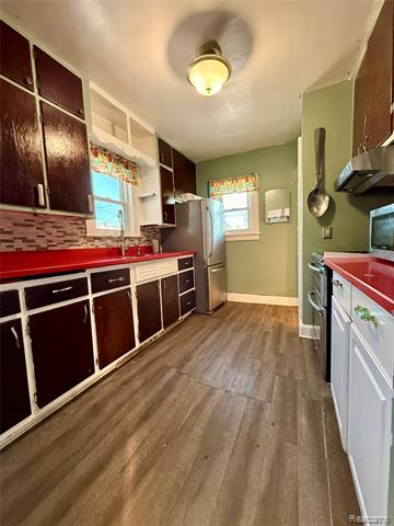 Builiding view eleven for 630 Buckingham Avenue, Flint, MI. 48507