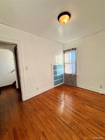 Builiding view fourteen for 630 Buckingham Avenue, Flint, MI. 48507