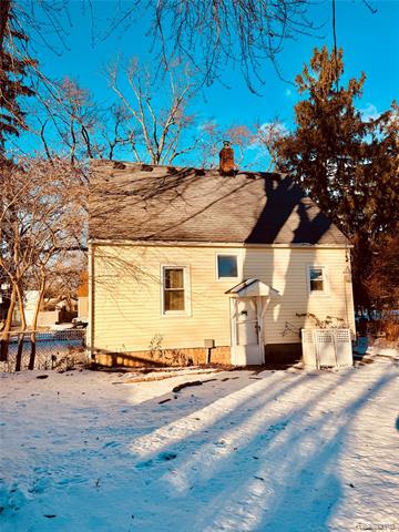 Builiding view one for 630 Buckingham Avenue, Flint, MI. 48507