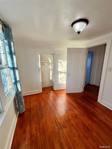 Builiding view twenty for 630 Buckingham Avenue, Flint, MI. 48507