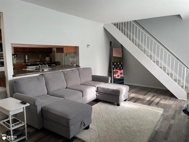 Builiding view four for 9469 Parkwood, Davison, MI. 48423