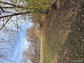 Builiding view two for 3507 Briarwood Drive, Flint, MI. 48507