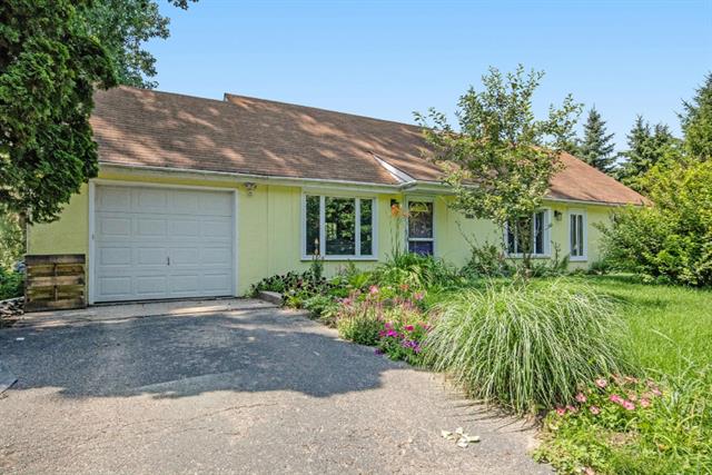 front view for 2215 Maguirene Avenue, Grand Rapids, Mi. 49525