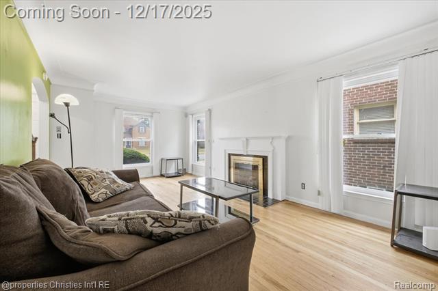 Builiding view eight for 18945 Littlefield, Detroit, MI. 48235