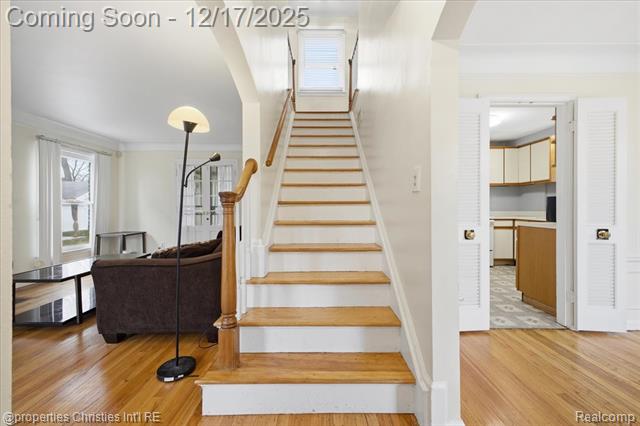 Builiding view five for 18945 Littlefield, Detroit, MI. 48235