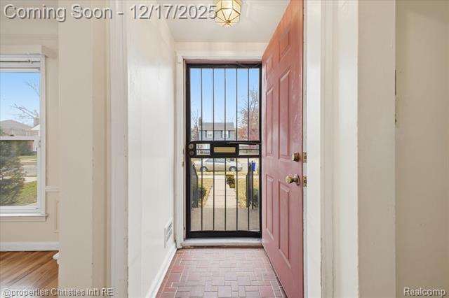 Builiding view four for 18945 Littlefield, Detroit, MI. 48235