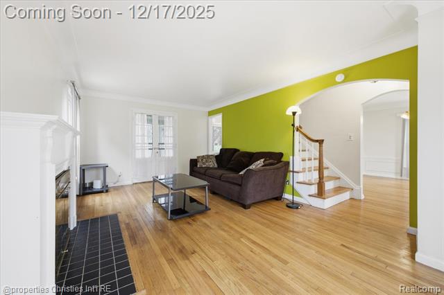 Builiding view seven for 18945 Littlefield, Detroit, MI. 48235