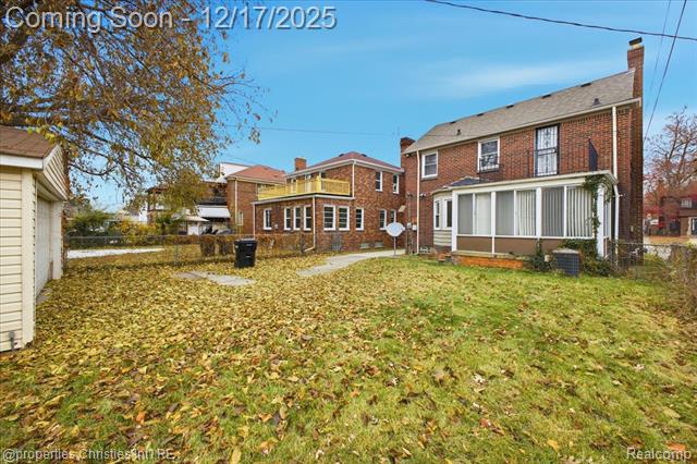 Builiding view thirty eight for 18945 Littlefield, Detroit, MI. 48235