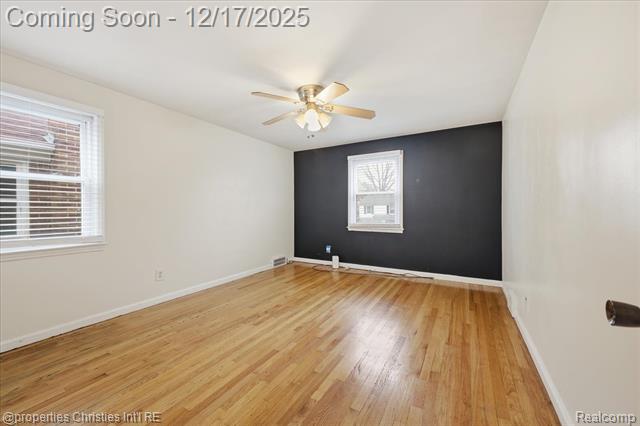 Builiding view twenty nine for 18945 Littlefield, Detroit, MI. 48235