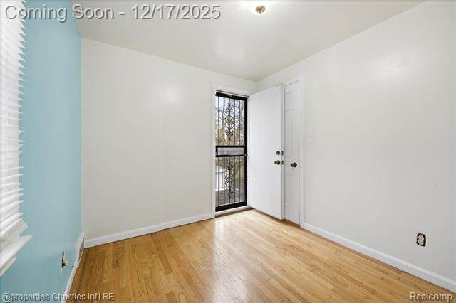 Builiding view twenty six for 18945 Littlefield, Detroit, MI. 48235