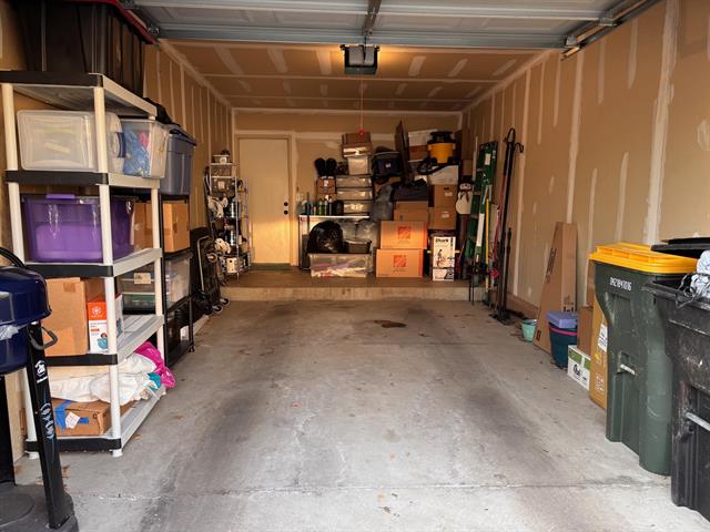 Builiding view fifty for 51713 Adler Park Dr W, New Baltimore, MI. 48051