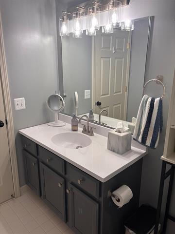 Builiding view twenty one for 51713 Adler Park Dr W, New Baltimore, MI. 48051