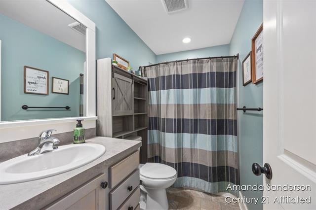 Builiding view fifteen for 10491 Rockfield Rd, Allendale, MI. 49401