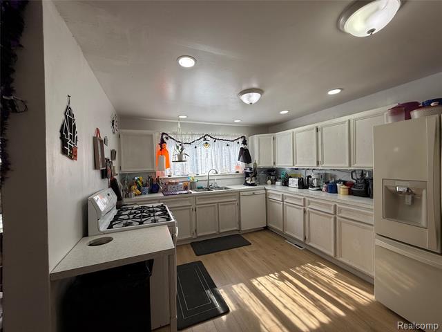 Builiding view six for 6908 John St., Brown City, MI. 48416