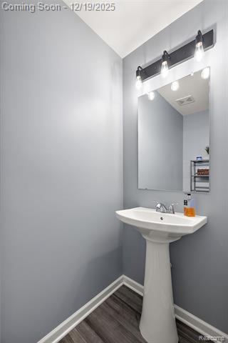 Builiding view nineteen for 51336 Times Square, Utica, MI. 48315