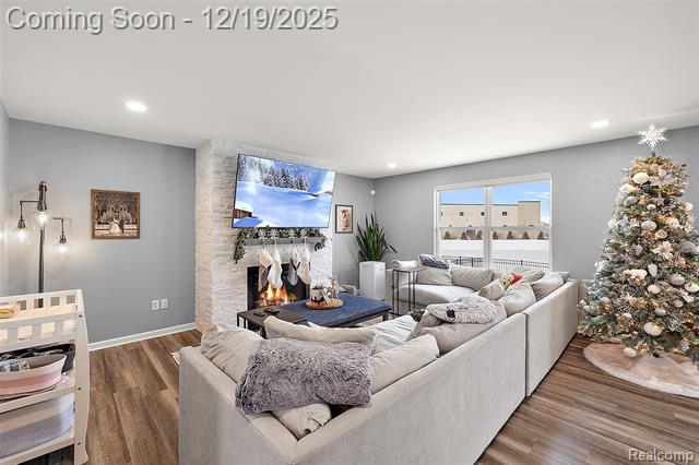 Builiding view six for 51336 Times Square, Utica, MI. 48315