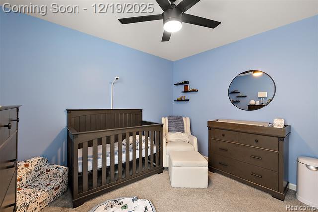 Builiding view thirty two for 51336 Times Square, Utica, MI. 48315