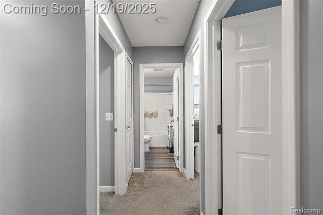 Builiding view twenty four for 51336 Times Square, Utica, MI. 48315