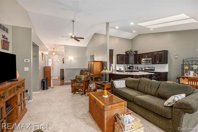 Builiding view five for 47231 Admirals Cove, New Baltimore, MI. 48051