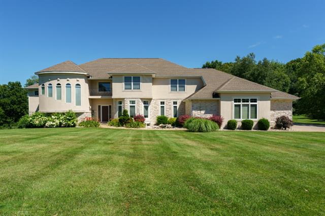 front view for 2752 Hunters Run, Kalamazoo, Mi. 49048