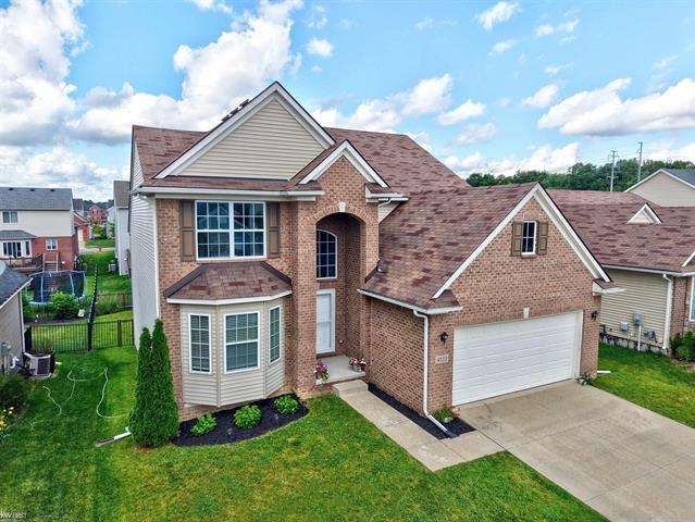 Builiding view one for 4121 Ash Tree, Howell, MI. 48843