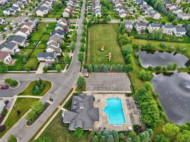 Builiding view sixty eight for 4121 Ash Tree, Howell, MI. 48843