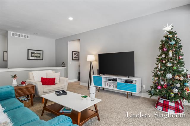 Builiding view sixteen for 7938 Black Cherry, Caledonia, MI. 49316