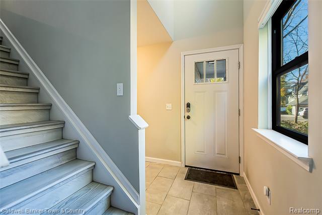 Builiding view eleven for 1293 Brighton Lake, Brighton, MI. 48116