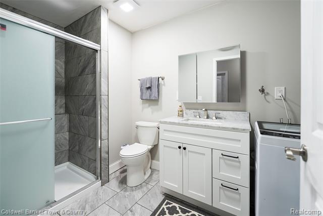 Builiding view fifty five for 1293 Brighton Lake, Brighton, MI. 48116