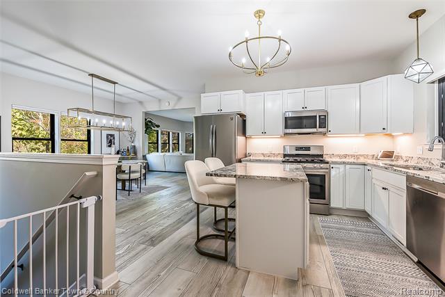 Builiding view fourteen for 1293 Brighton Lake, Brighton, MI. 48116