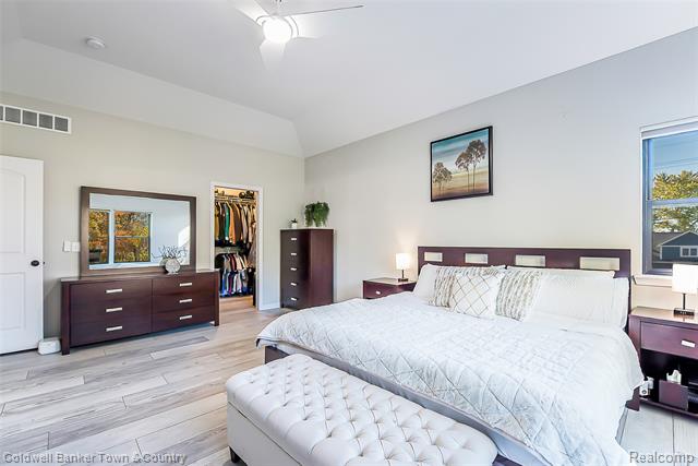 Builiding view thirty six for 1293 Brighton Lake, Brighton, MI. 48116