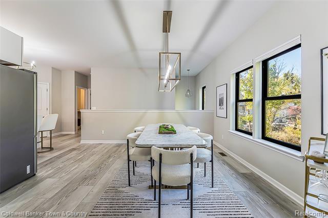 Builiding view twenty one for 1293 Brighton Lake, Brighton, MI. 48116