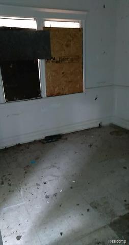 Builiding view four for 3489 Seyburn, Detroit, MI. 48214