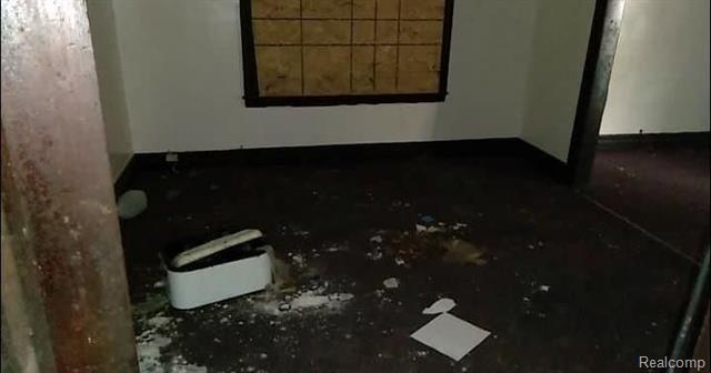 Builiding view seven for 3489 Seyburn, Detroit, MI. 48214