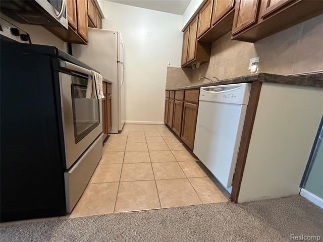 Builiding view seven for 34650 Clarkson, Fraser, MI. 48026