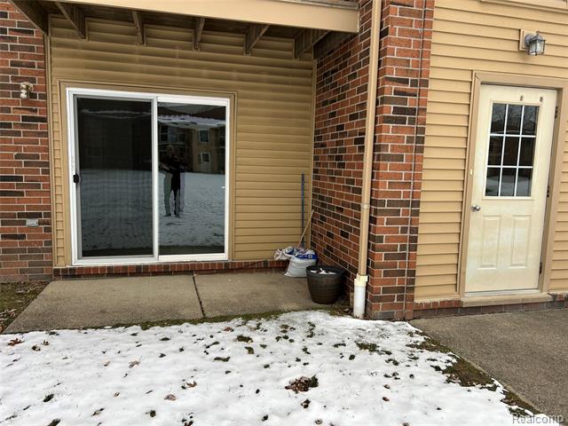 Builiding view seventeen for 34650 Clarkson, Fraser, MI. 48026