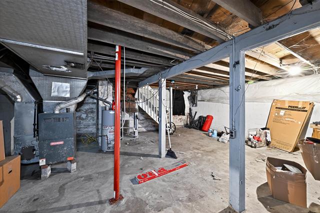 Builiding view seventeen for 1030 North, Kalamazoo, MI. 49007