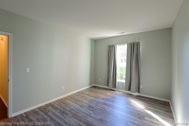 Builiding view twenty two for 16784 Dover, Northville, MI. 48168