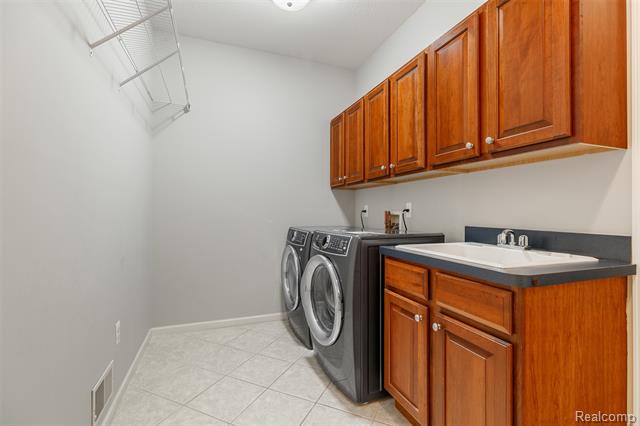 Builiding view eighteen for 1444 Bicentennial, Ann Arbor, MI. 48108