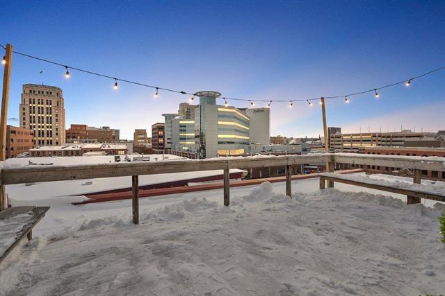 Builiding view forty one for 230 Kalamazoo Mall, Kalamazoo, MI. 49007